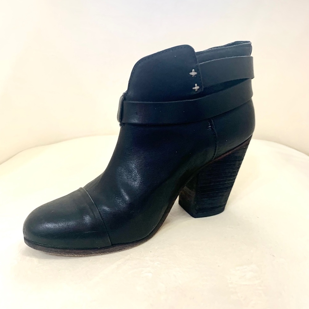 RAG & BONE Like NEW! Black Leather Heeled Harrow Bootie - Picture 4 of 10